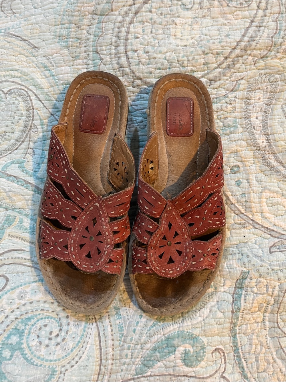 Clarks Red-Brown Leather Slide Sandals
